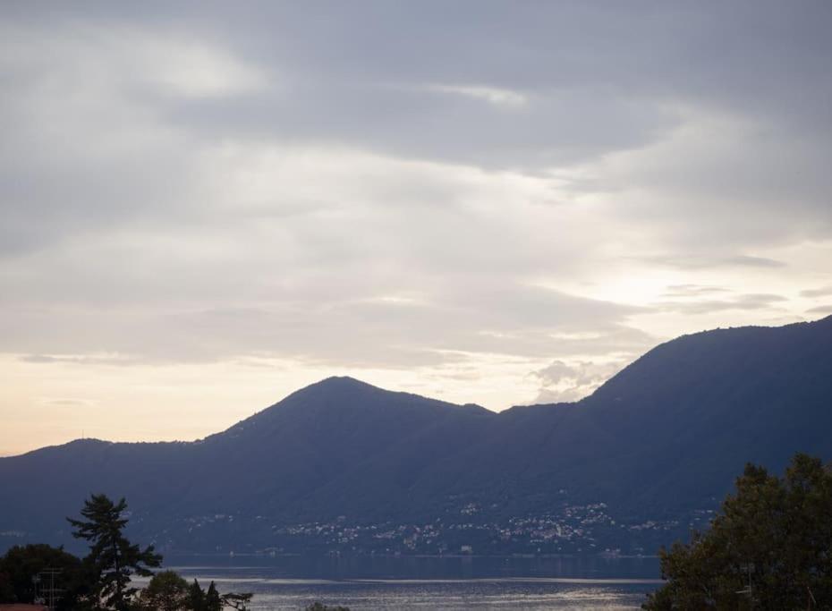 La Tua Villa Sul Lago - Casa Kollegger Луїно Екстер'єр фото